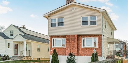 63 Storey Lane, Yonkers