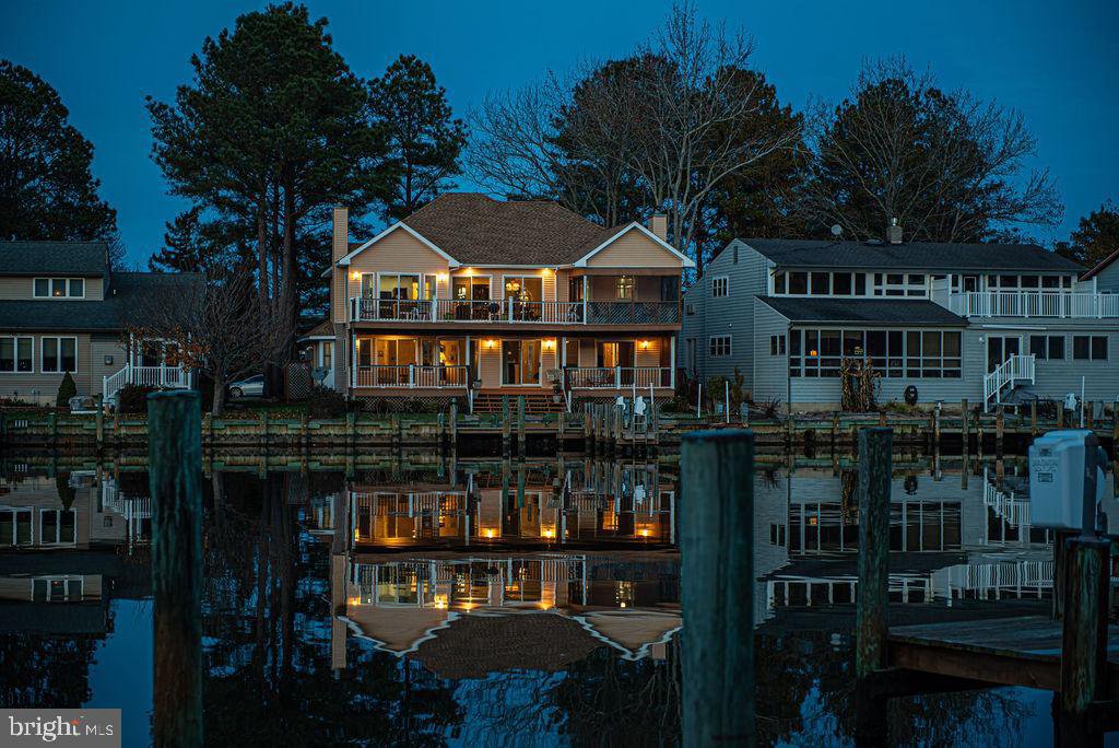 8 Beach Court, Ocean Pines MD 21811