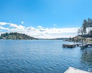 450 Overlake Drive E, Medina image