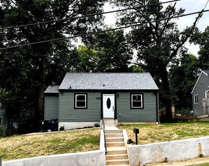 7731 Emerson Rd, Hyattsville