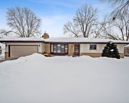 7399 Melody Drive NE, Fridley