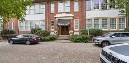 600 College Street Unit 101, Hapeville
