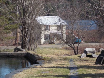 5052 Center Road, Calais