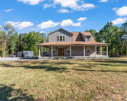 701 McElroy Rd, Readyville
