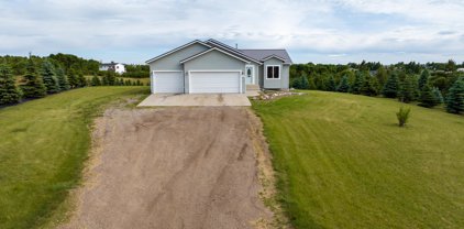 303 90th Avenue NE, Bismarck