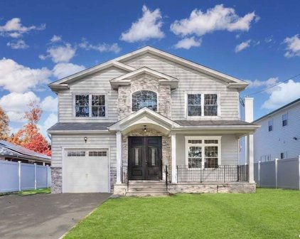 3351 Woodward Avenue, Wantagh
