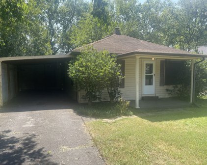 320 Elm St, Madison