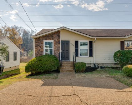 553 Cedar Dr, Nashville