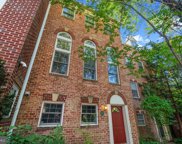 2311 N Greenbrier Ct N, Arlington image