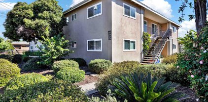 1717-23 Crofton Ln., Escondido
