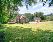 125 Streamside  Place, Mooresville image