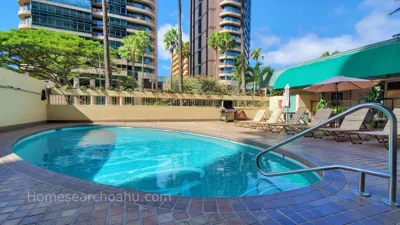 Royal Aloha Pool