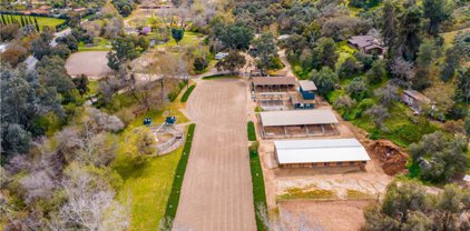 4571 Mission Road, Fallbrook