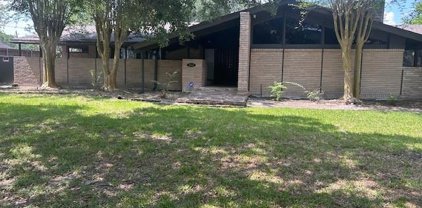 5047 Glenmeadow Drive, Houston