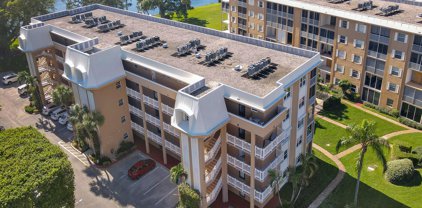 304 Golfview Road Unit #204, North Palm Beach