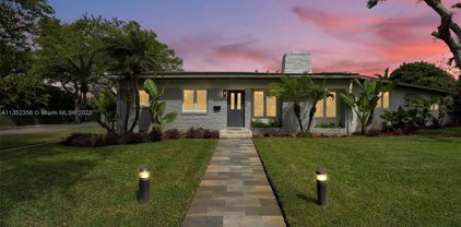 909 Ne 99th St, Miami Shores