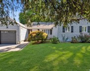 11 Berkshire Rd., Great Neck image