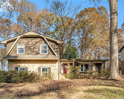 4366 Candler Lake East Ne, Brookhaven