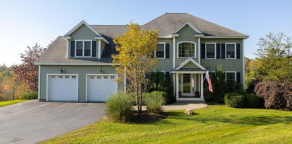 4 Alex Way, Stratham