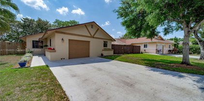 9702 Sw 57th St, Cooper City