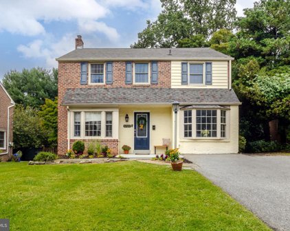 1727 Ridgeway Rd, Havertown