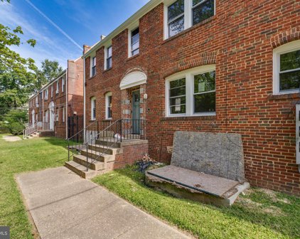 2908 2nd St Se, Washington