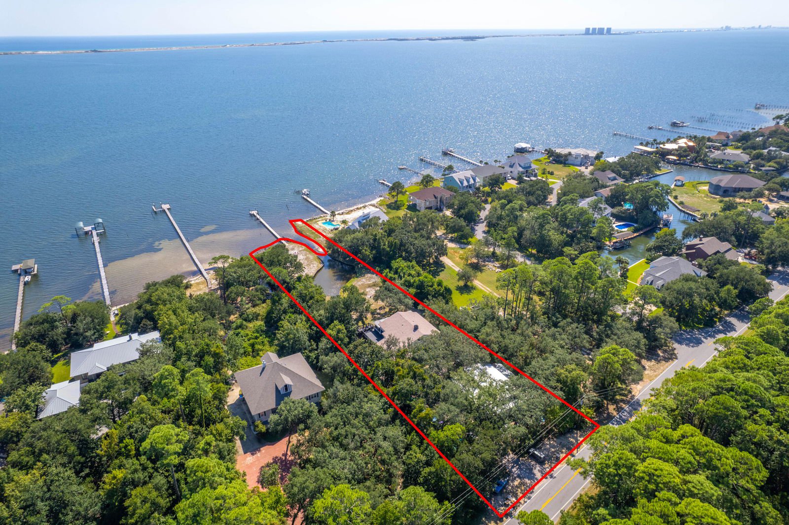 4809 Soundside Drive, Gulf Breeze FL 32563, Property Listing 908944,