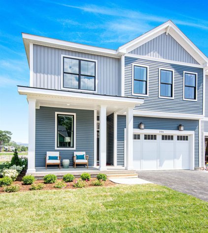 167 Willoughby Lane Unit #T-21, Shelburne