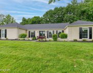 2900 Carlingford Dr, Louisville image