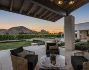 6712 N 58th Place, Paradise Valley image