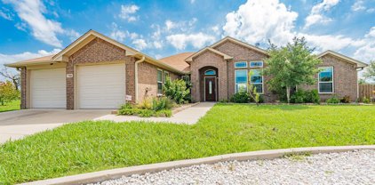 7399 County Road 136, Terrell