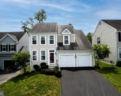 4929 Breeze Way, Dumfries
