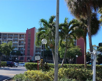 2200 S Cypress Bend Dr Unit #604, Pompano Beach