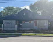 800 W Russell Pl, San Antonio image