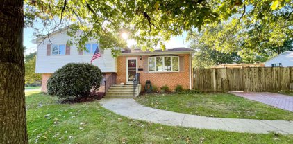 2500 St John Pl, Alexandria