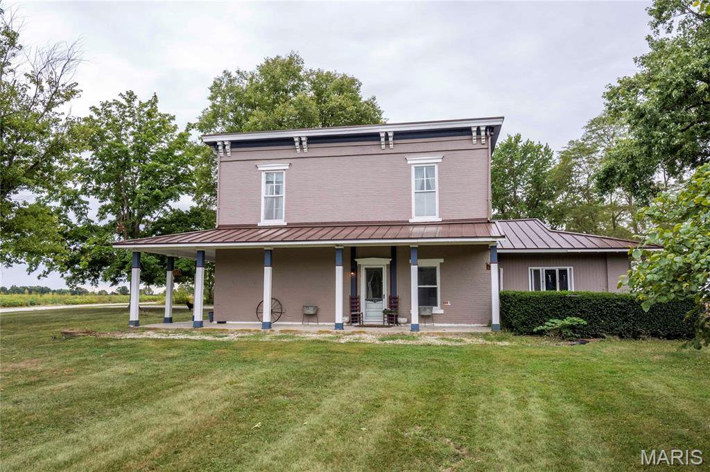 18714 Monroe Rd, Paris, 65275