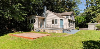 2572 Route 35, Katonah