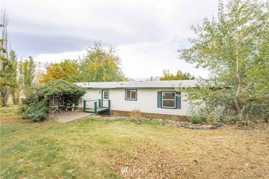 1249 A Hwy 153, Methow, 98834
