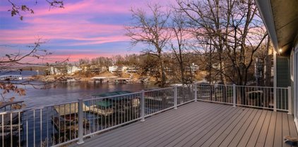 807 Imperial Point Point, Lake Ozark