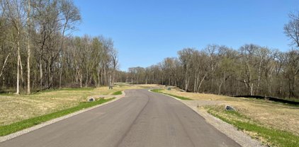 3 Sherwood Trail, North Oaks