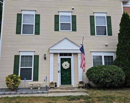 8711 Green Clover Ct, Odenton