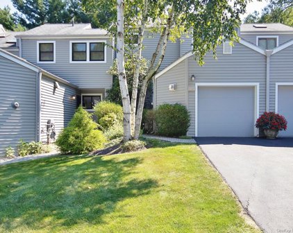 25 Bridle Path Road, Ossining
