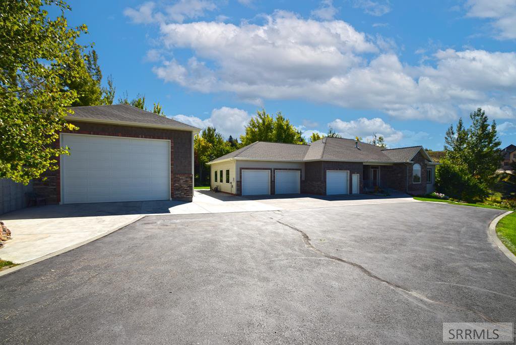 5530 S Tappan Falls Drive, Idaho Falls, 83406