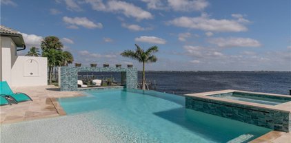 2406 SE 28th Street, Cape Coral