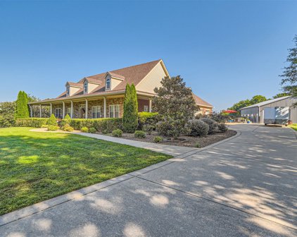 2378 Tom Fitzgerald Rd, Columbia