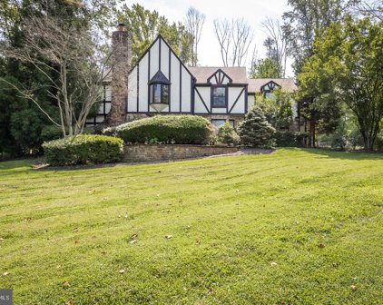 1192 Carrie Ln, West Chester
