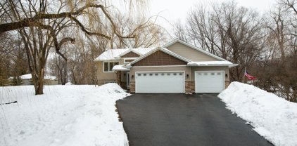408 Berkshire Lane N, Plymouth