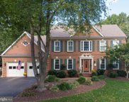 724 Old Hunt Way, Herndon image