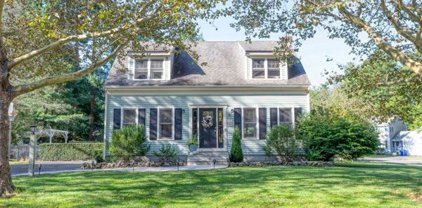 13 Bay Path Ln, Rockland