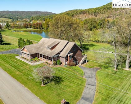 322 Sage Valley Circle, Mountain City